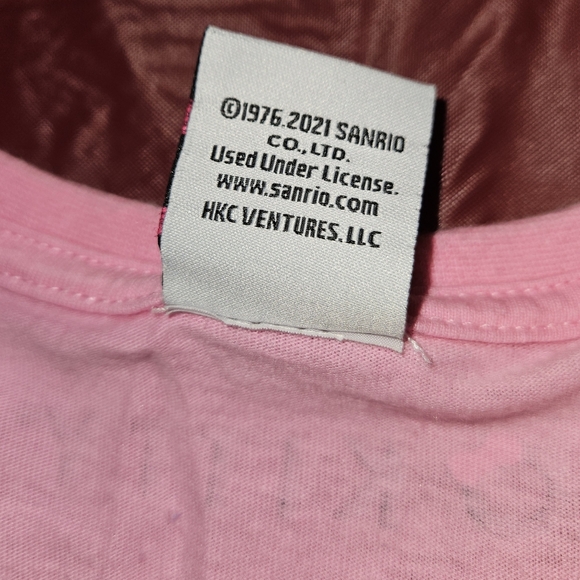 Hello Kitty Heart of Donuts Tee szXXL from Hello Kitty Cafe Truck Pink E.U.C. - Picture 5 of 9